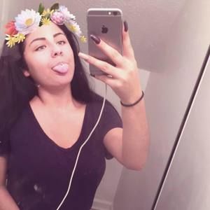 Meet your Posher, Cravee